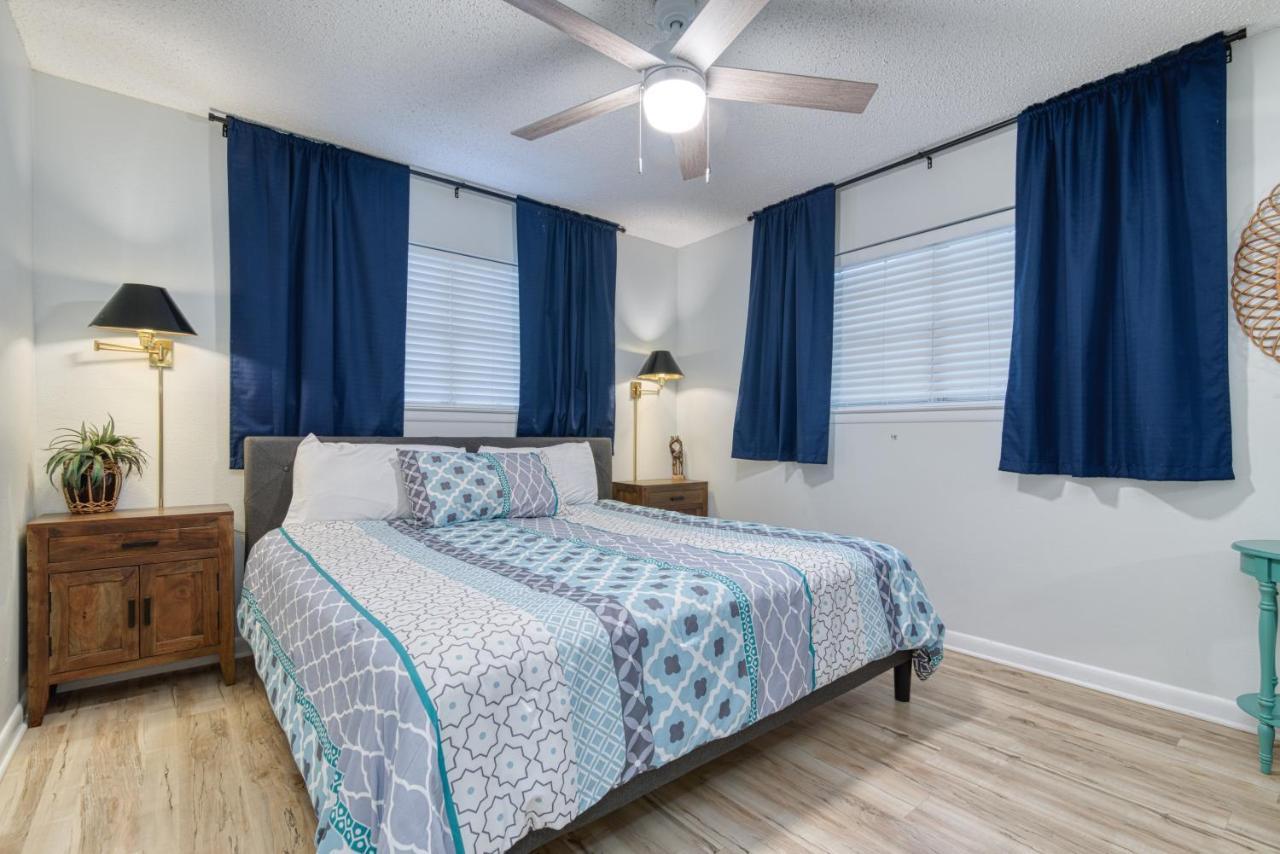 Zula Dreams: Beachfront Pet-friendly Retreat With Heated Pool