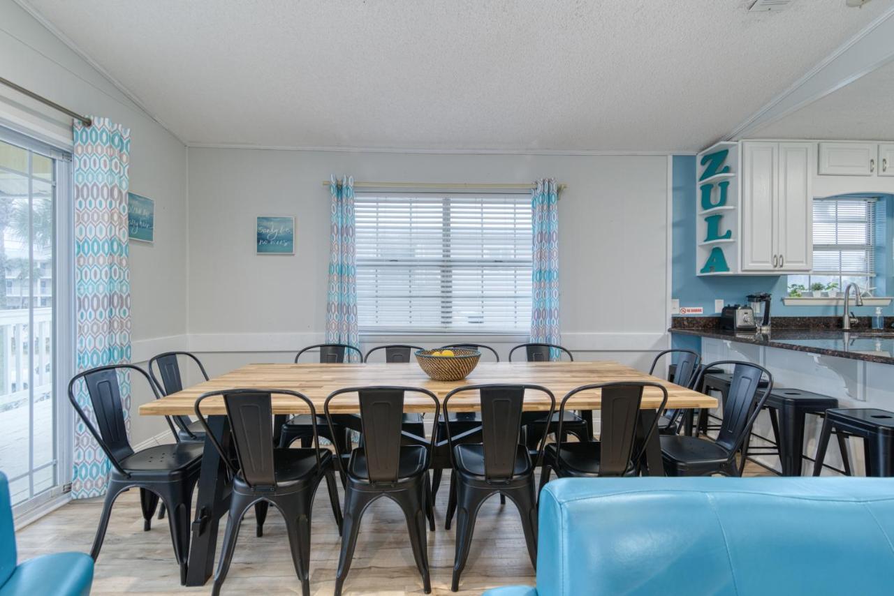 Zula Dreams: Beachfront Pet-friendly Retreat With Heated Pool Holiday home