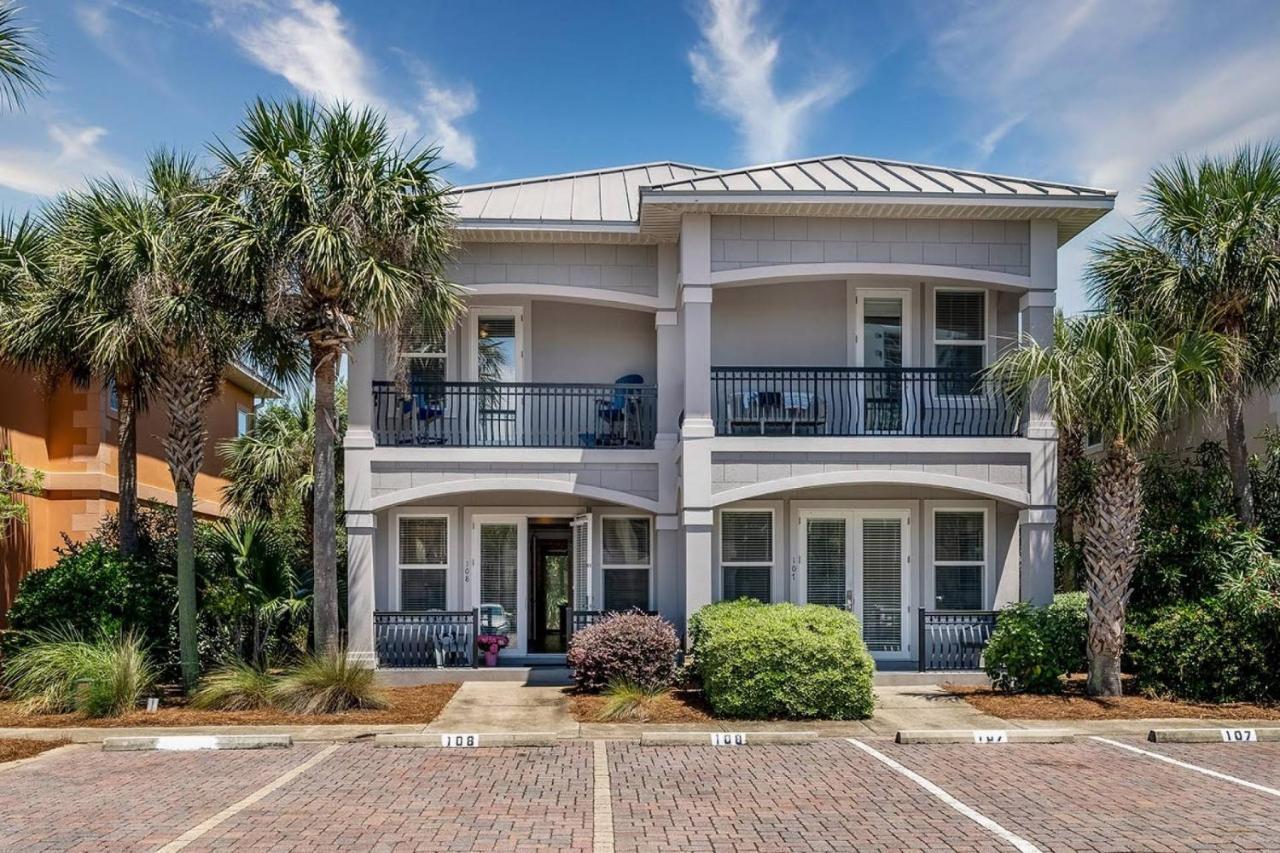 Miramar 108 - Seaside Getaway Holiday home *