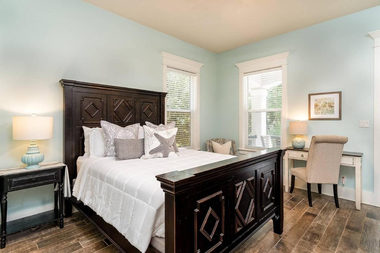Miramar 108 - Seaside Getaway Holiday home