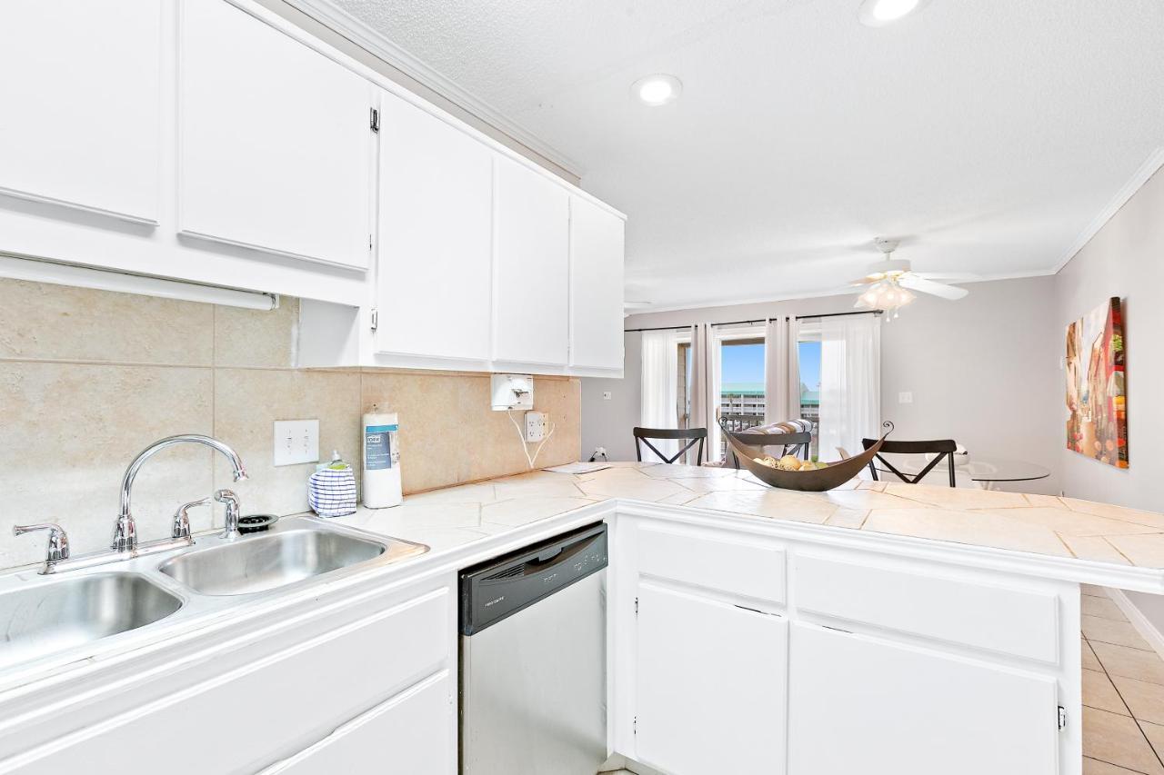 St Martin Beachwalk Apartment *