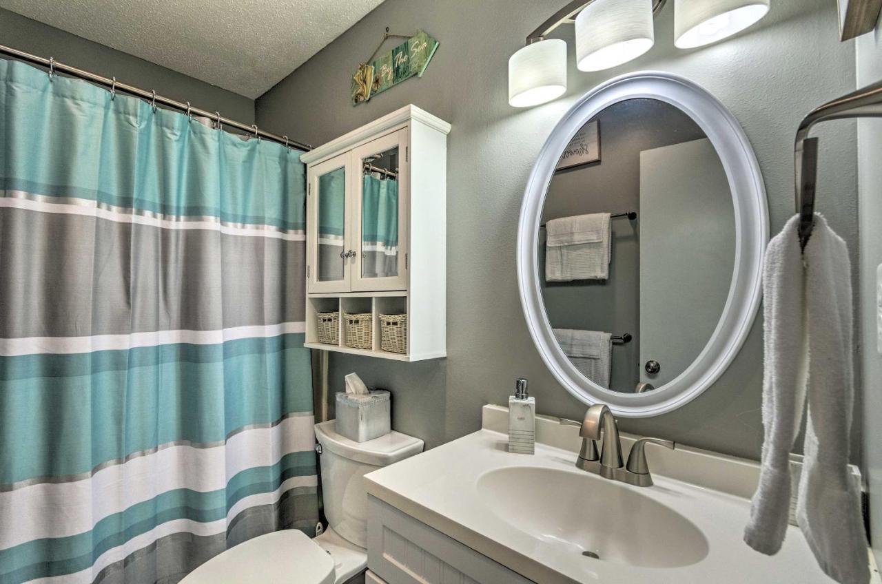 Sandpiper Cove Escape On Canal - Walk To Beach! *