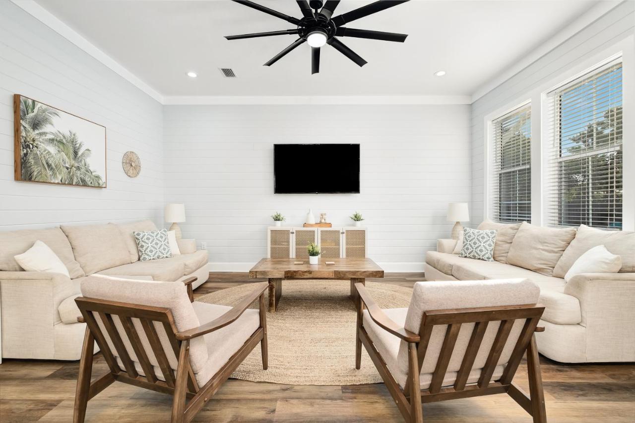 Walk2beach, Private Htd Pool, Firepit, Arcade, 5-6 Cars Holiday home Destin