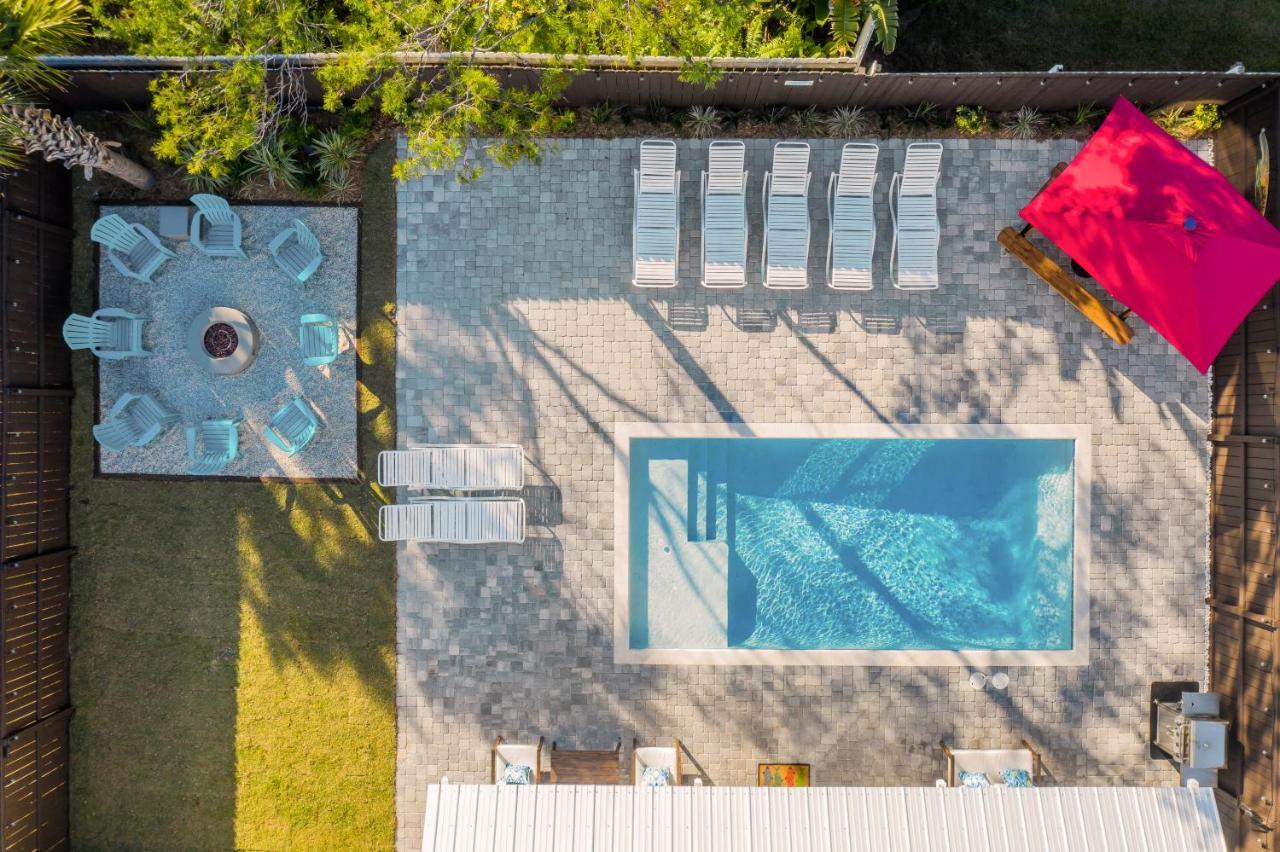 Holiday home Walk2beach, Private Htd Pool, Firepit, Arcade, 5-6 Cars