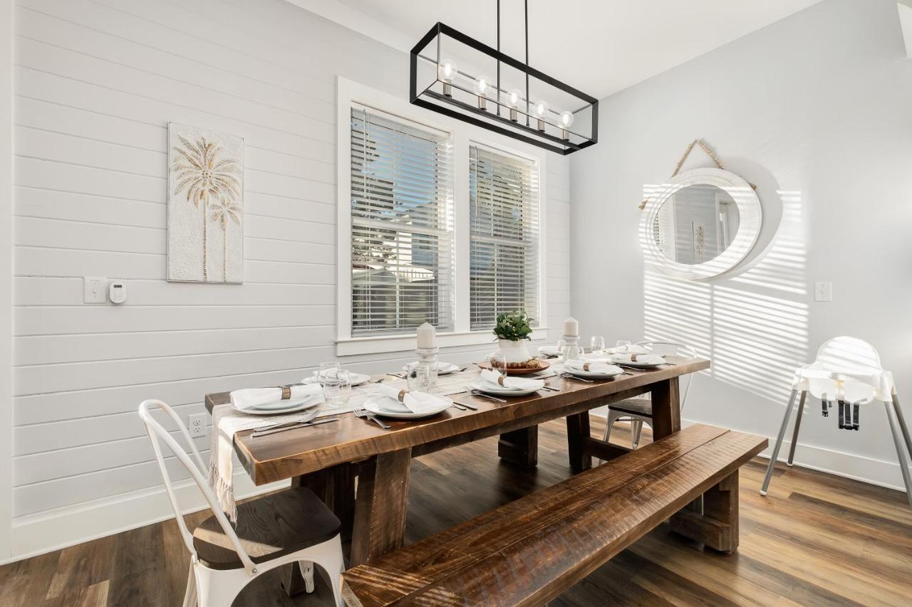 Walk2beach, Private Htd Pool, Firepit, Arcade, 5-6 Cars Holiday home Destin