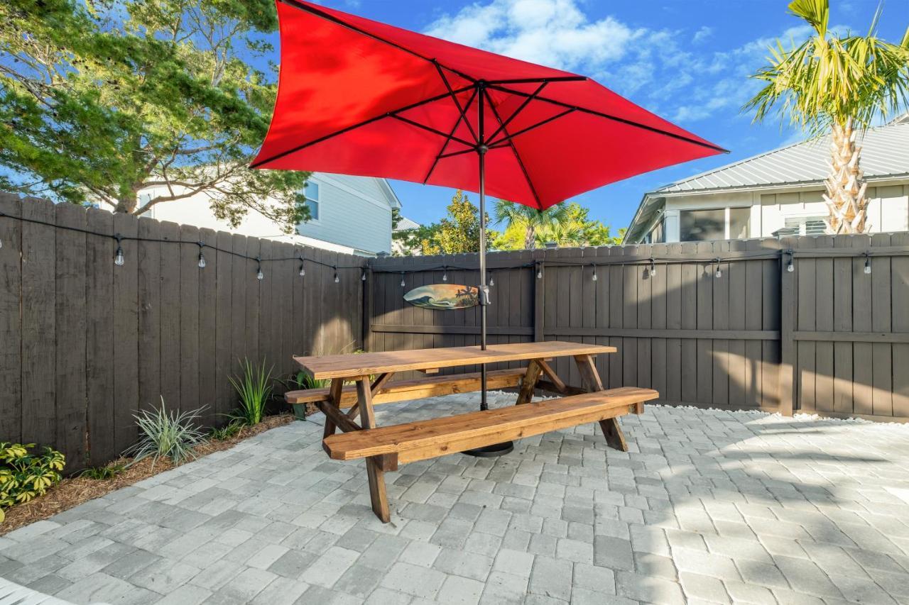 Holiday home Walk2beach, Private Htd Pool, Firepit, Arcade, 5-6 Cars