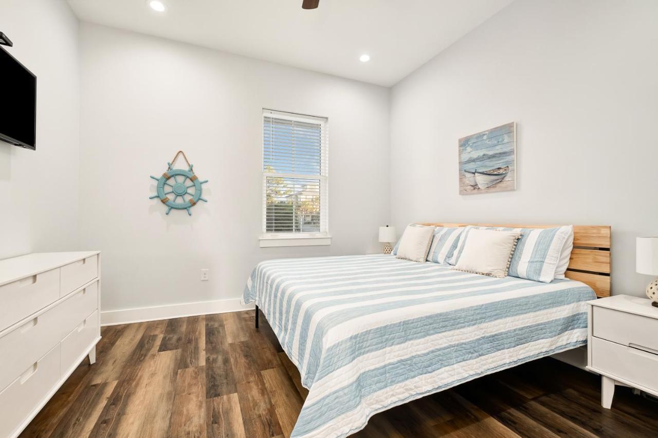 Walk2beach, Private Htd Pool, Firepit, Arcade, 5-6 Cars