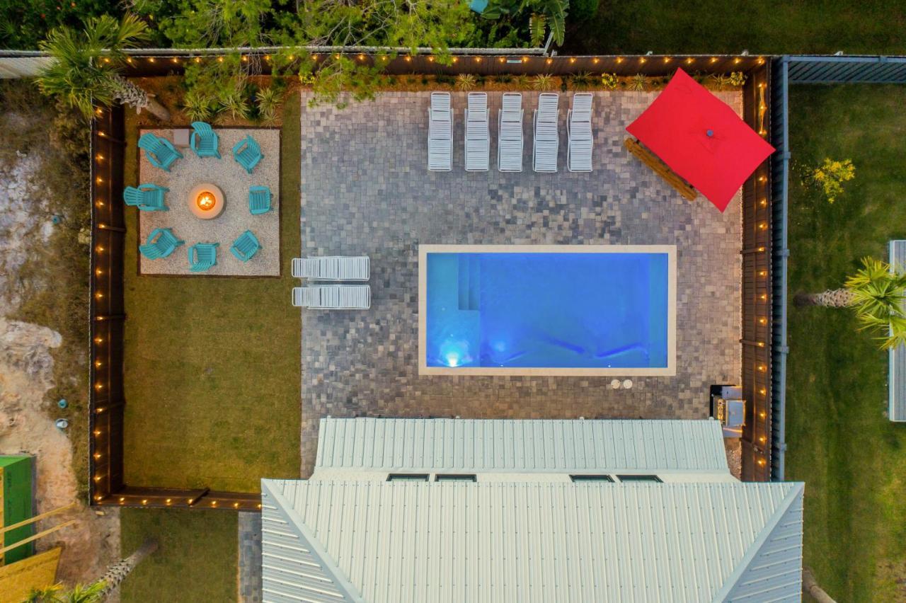 Walk2beach, Private Htd Pool, Firepit, Arcade, 5-6 Cars Holiday home Destin