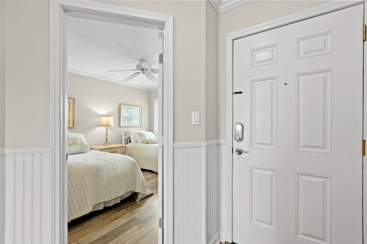 Seascape Lakefront 232 Apartment *