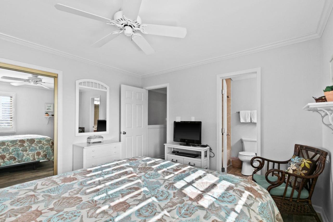 Apartment Seascape Lakefront 232 *