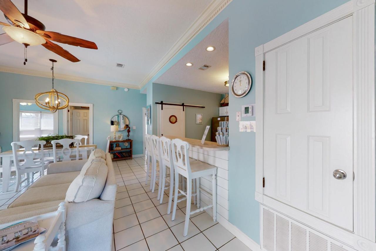 Terra Cotta: Tropical Dreams Holiday home