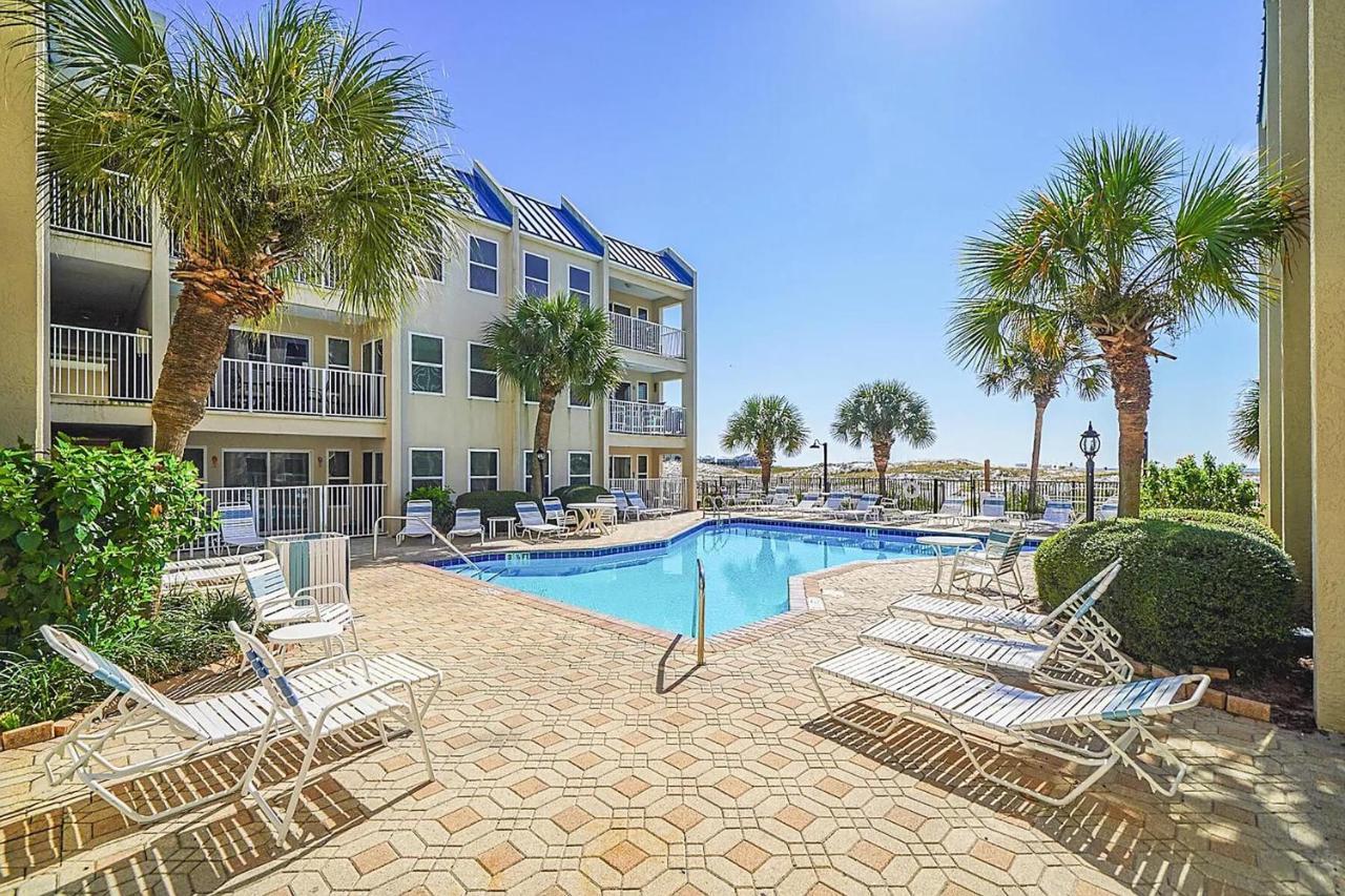 Poolside #104 Holiday home Destin