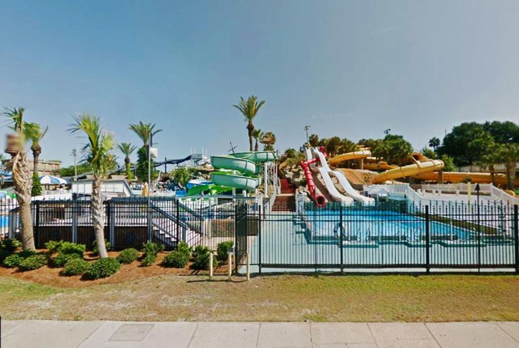 Poolside #104 * Destin
