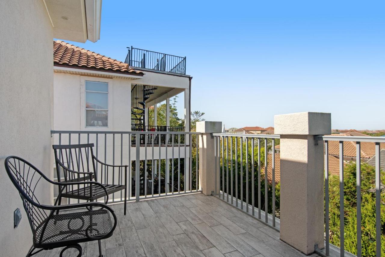 Terra Cotta Sealove2 * Destin