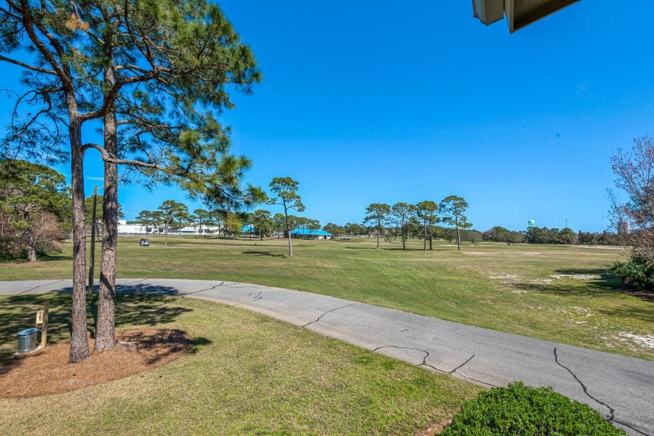Holiday home Seascape Lakefront 128- Retreat Yourself