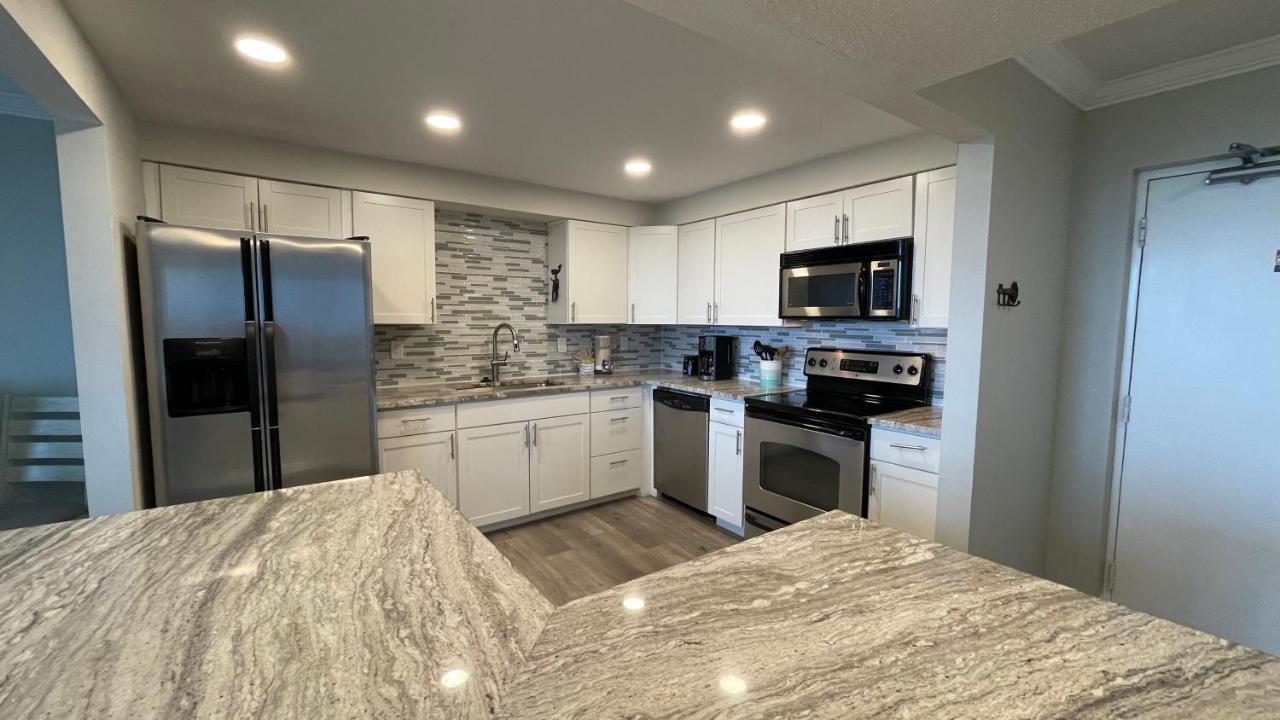 Coastal Tides At Enclave 403a Holiday home *