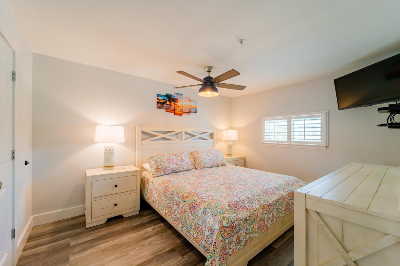 Salty Seas Gulf Front Oasis - New To Market Rates Apartment