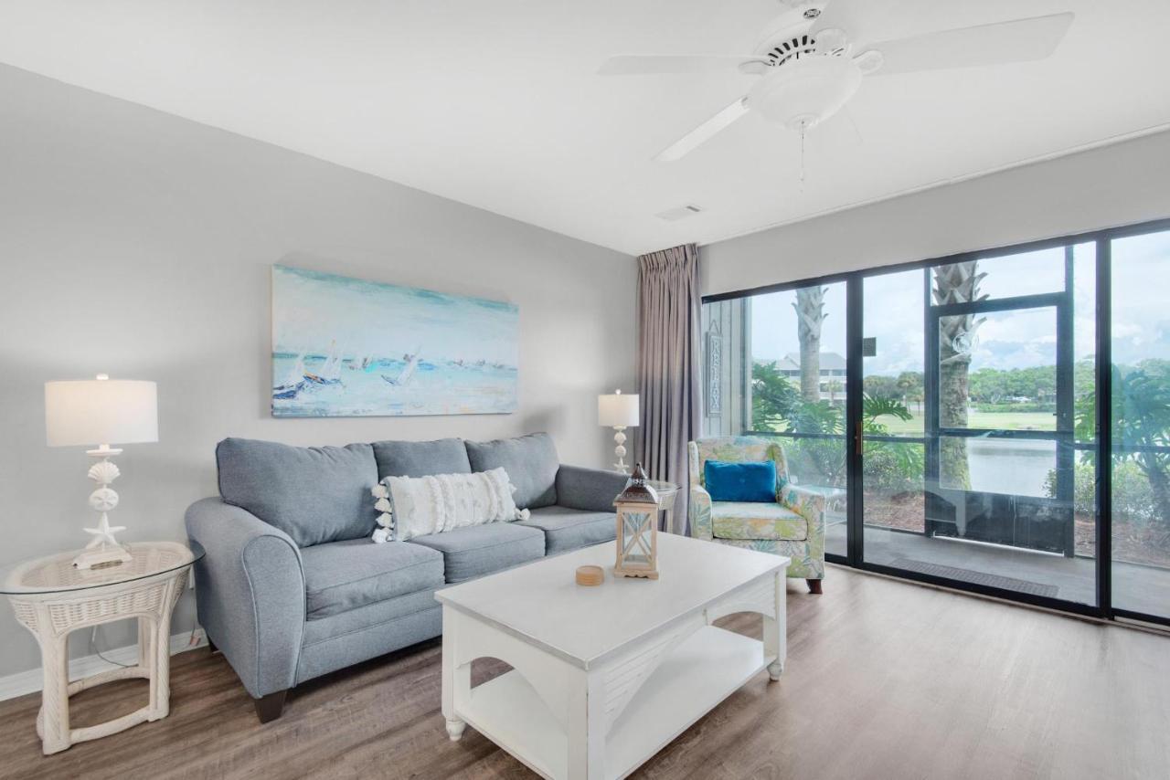 Seascape Lakefront 128- Retreat Yourself Holiday home Destin