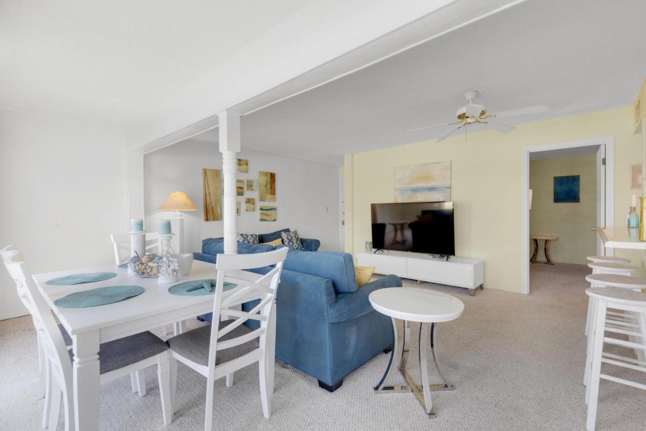 Gulf Terrace 126 Apartment