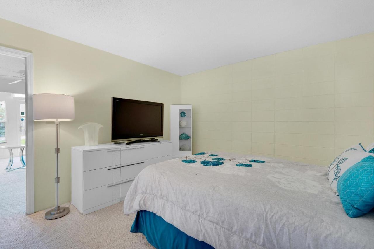 Gulf Terrace 126 Apartment
