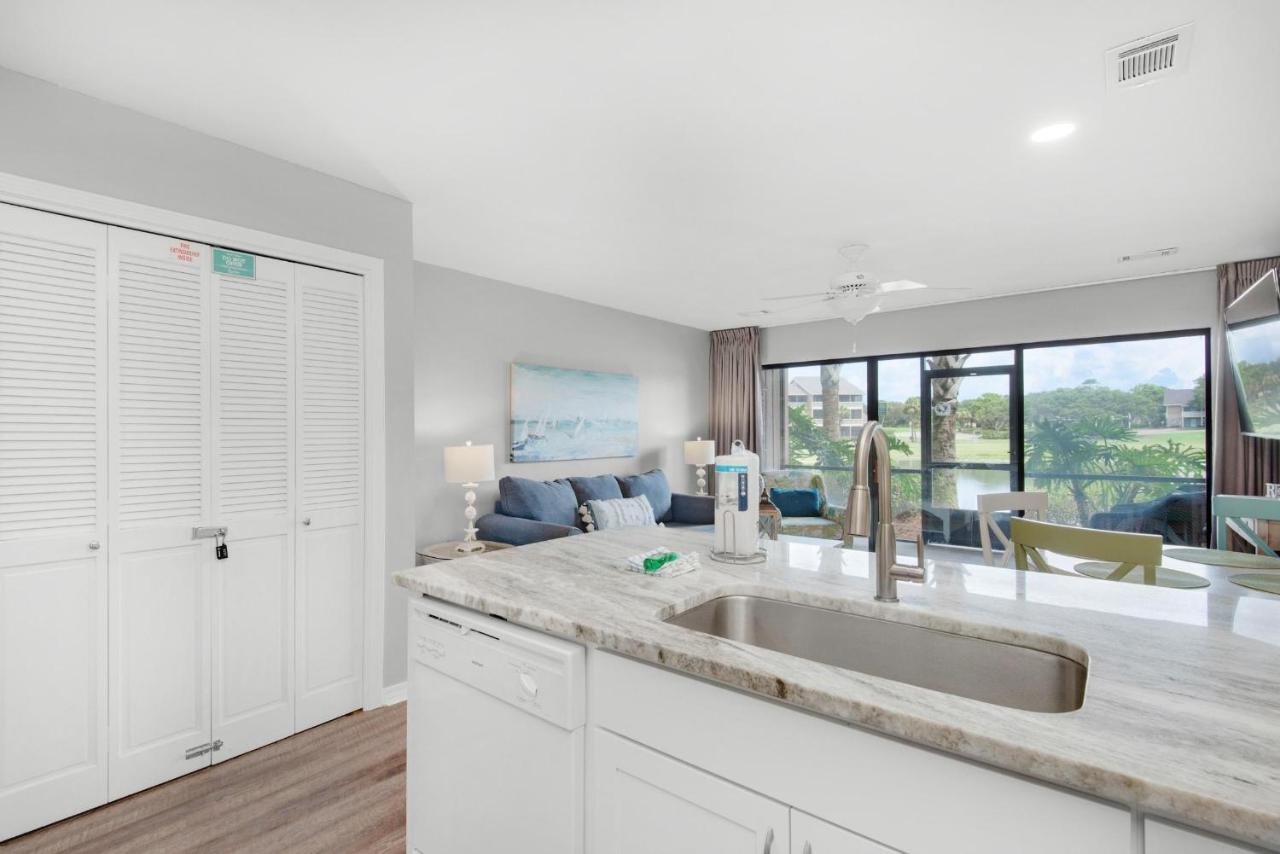 Seascape Lakefront 128- Retreat Yourself *