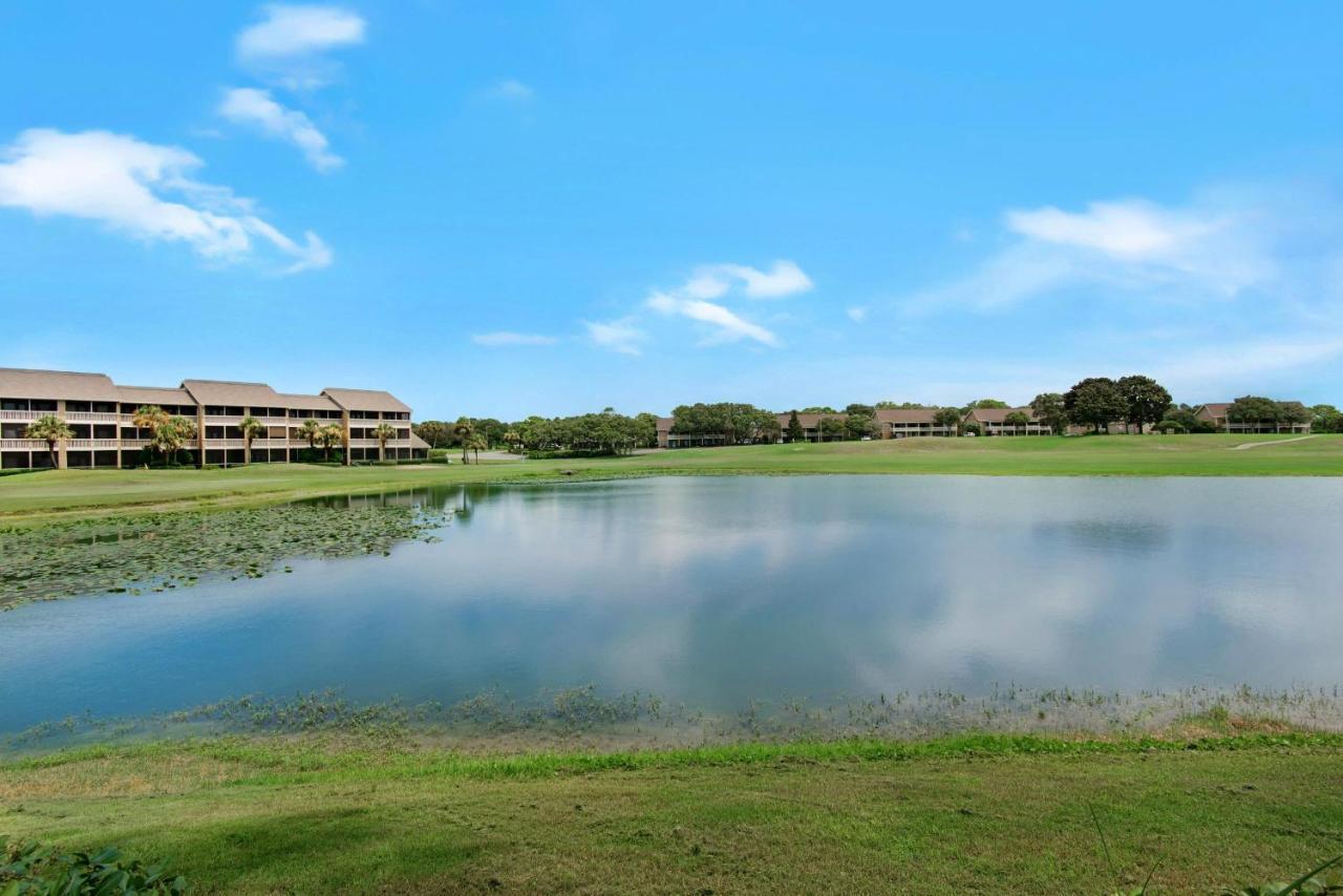 Holiday home Seascape Lakefront 128- Retreat Yourself