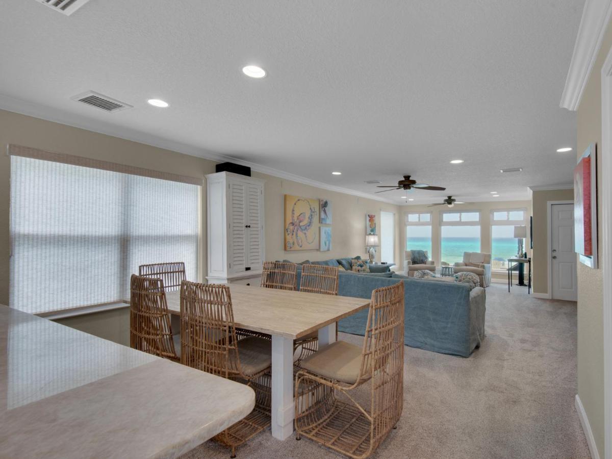 Holiday home Quiet Surf Townhomes Ii #5 By Newman-dailey
