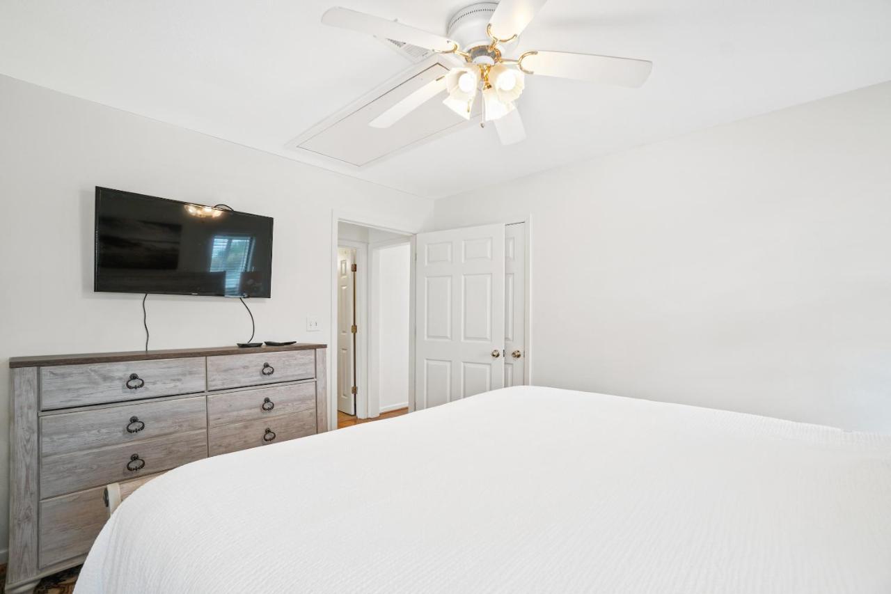 Holiday home House - Happy Harbor House By Panhandle Getaways *