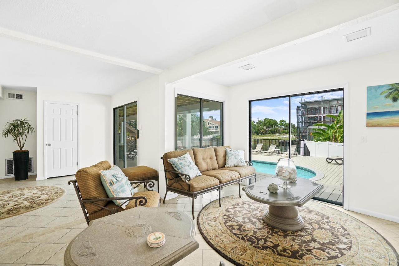 House - Happy Harbor House By Panhandle Getaways Holiday home *