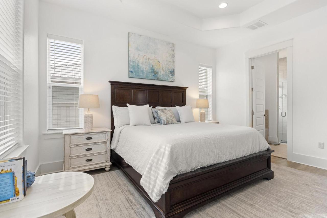Whispering Palms - Of Frangista Holiday home Destin