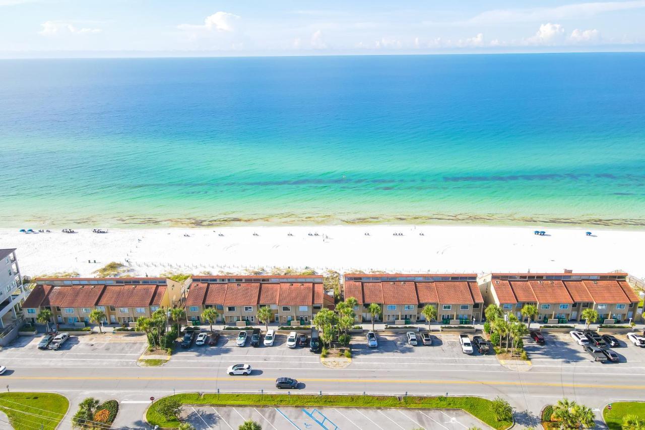 Holiday home Dolphin Run At Reef Townhomes