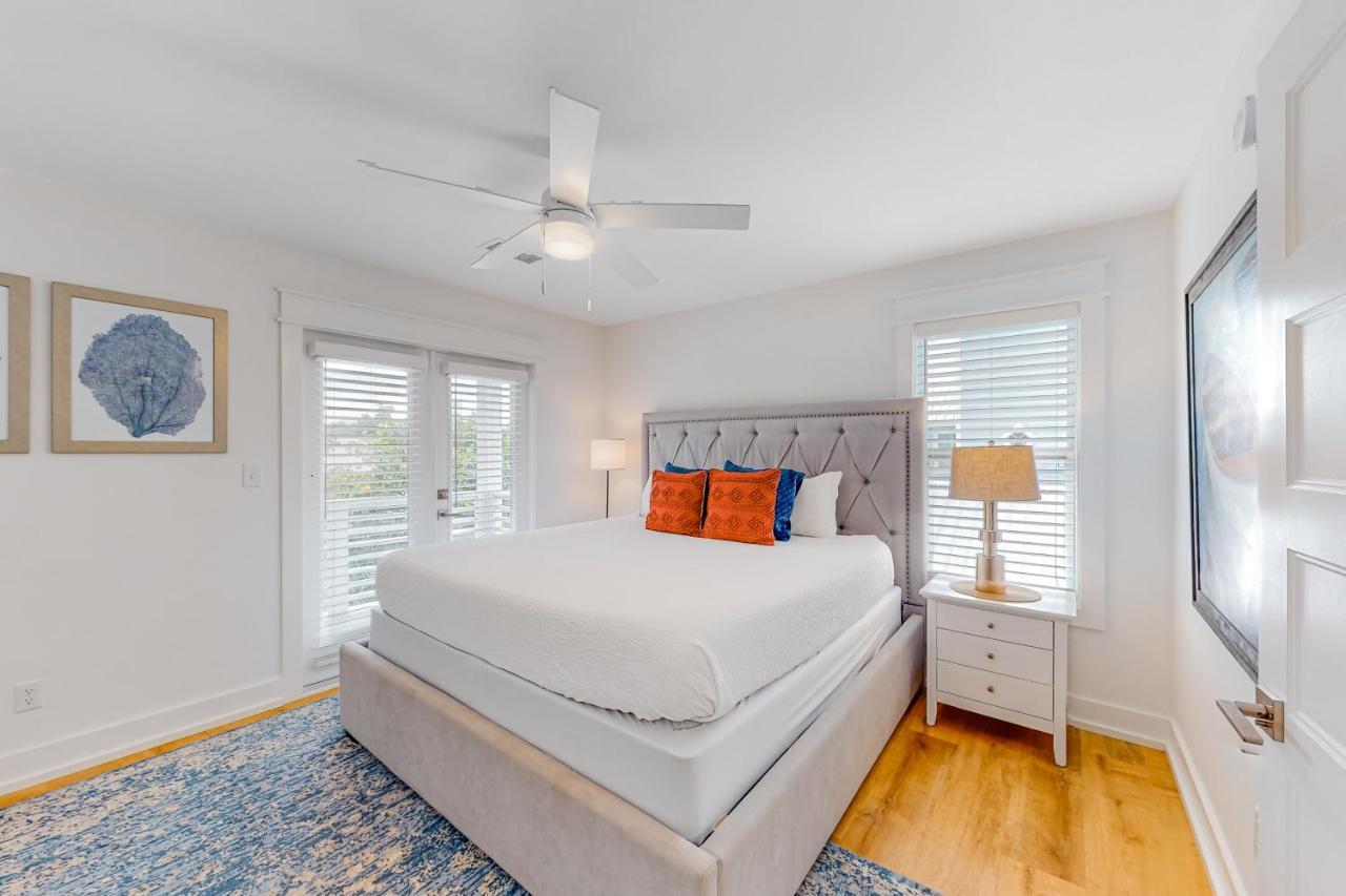 Of Crystal Beach: Clipper Cove Holiday home *