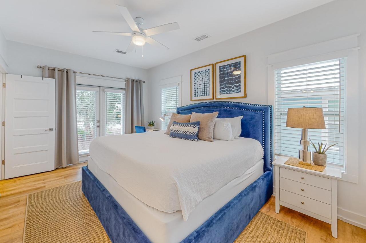 Of Crystal Beach: Clipper Cove Holiday home *