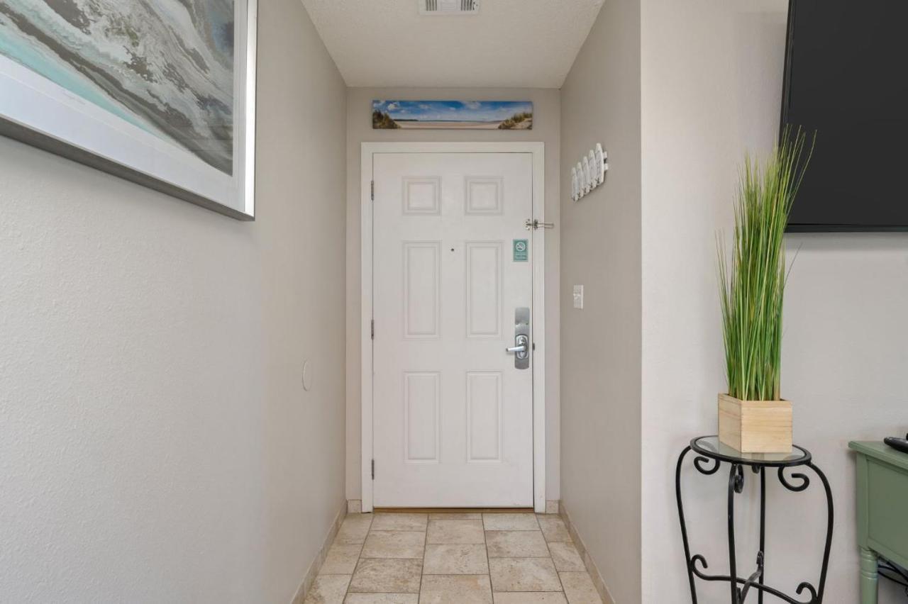 200 Yds To Private Gated Access- 3br-2ba- Quiet Location In The Heart Of Destin! Apartment