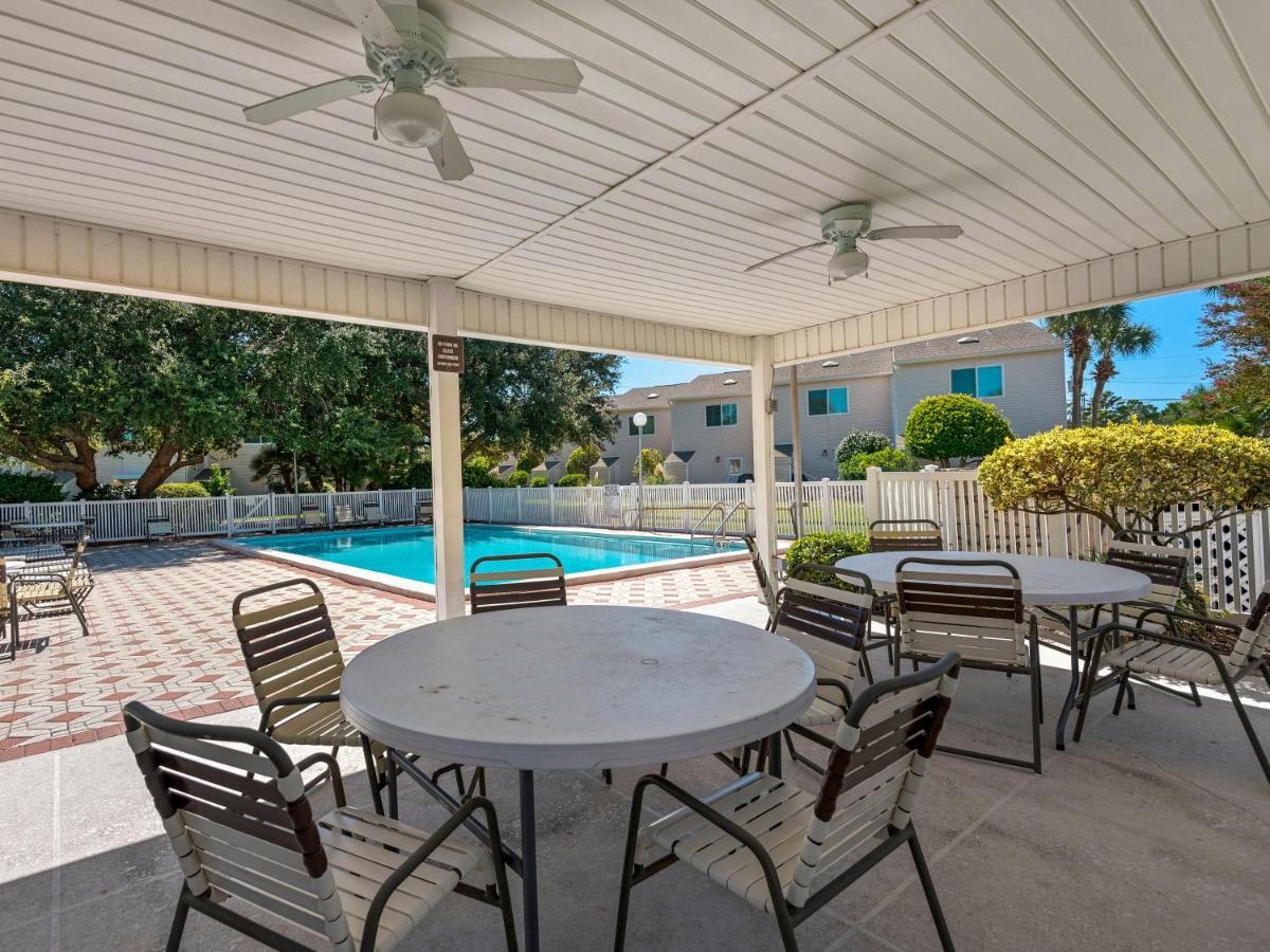 Woodland Shores 18 By Newman-dailey Destin