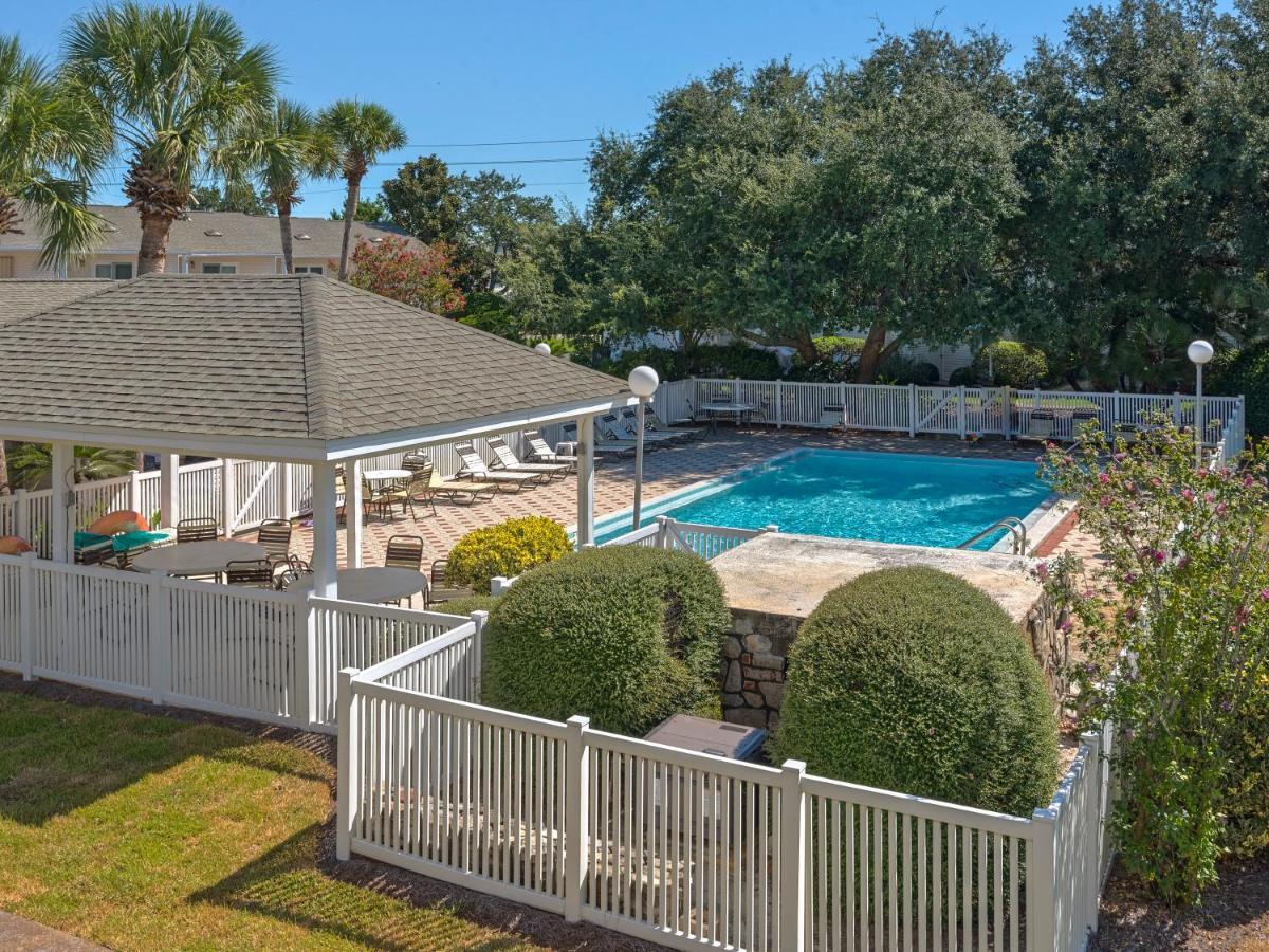 Woodland Shores 18 By Newman-dailey Destin