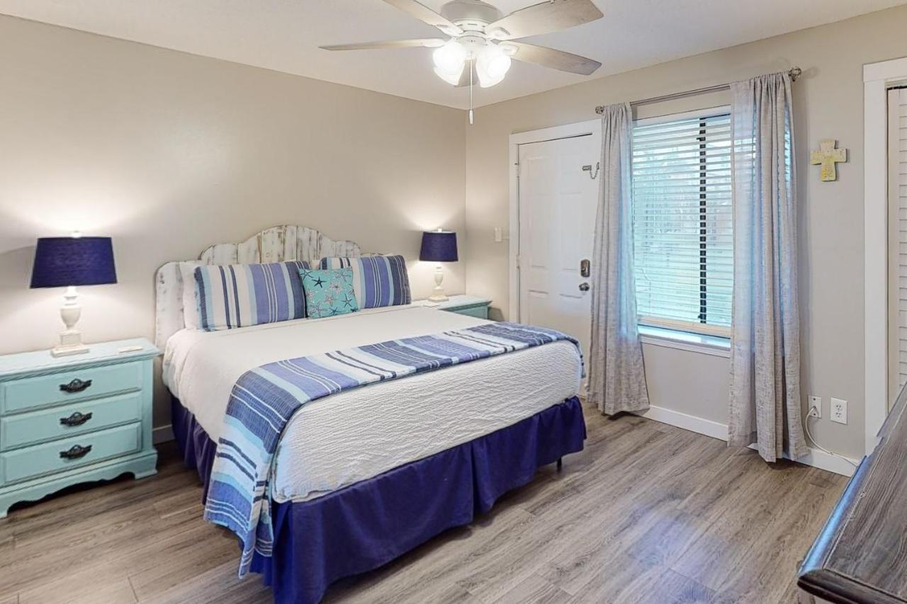 Sandprints C7 Destin