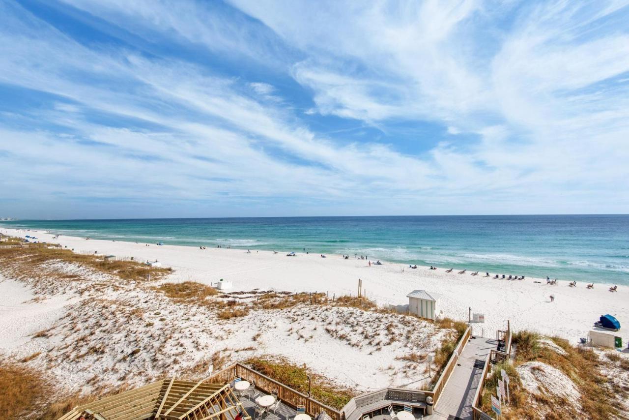 Pelican 501 * Destin