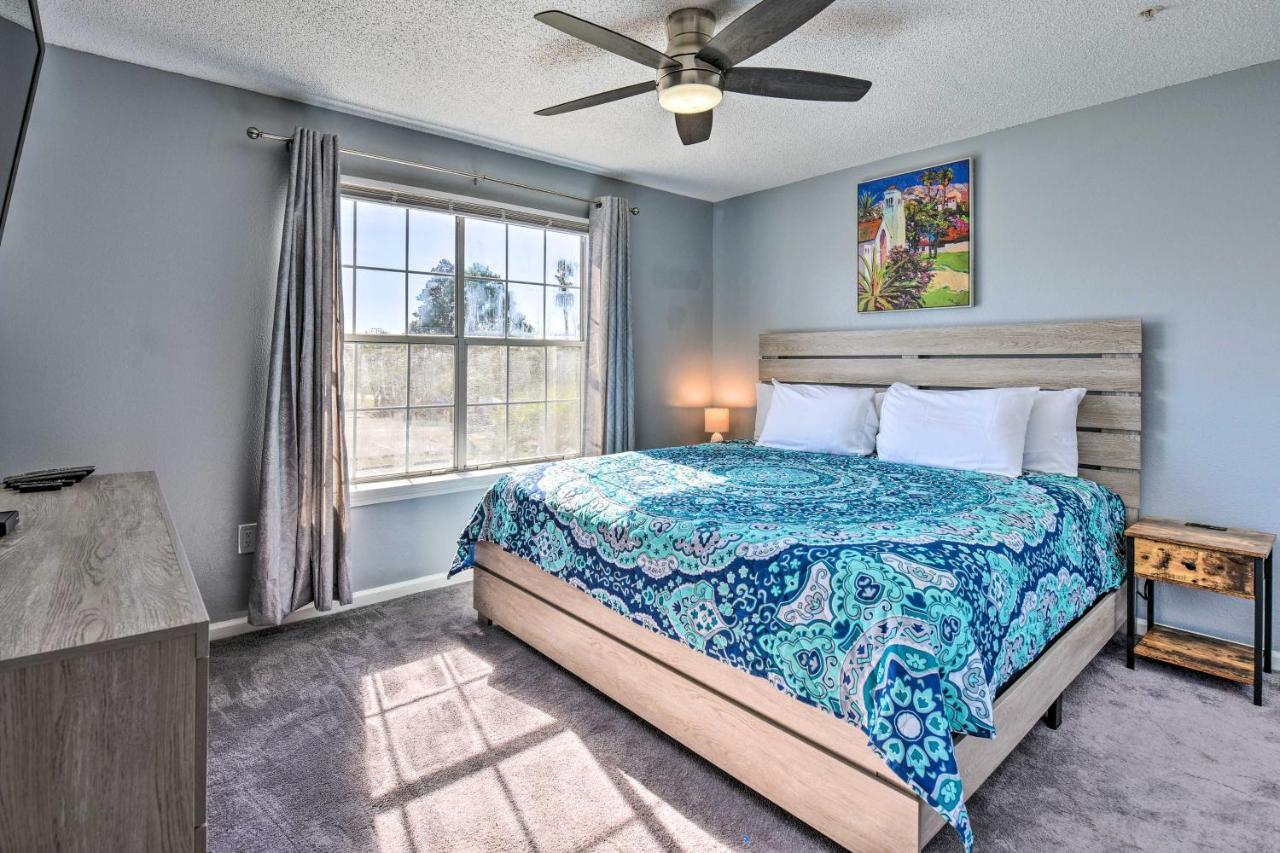 Apartment With Pool Access In Indian Lake! *