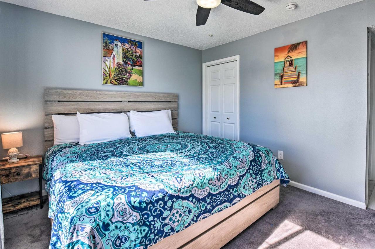 With Pool Access In Indian Lake!