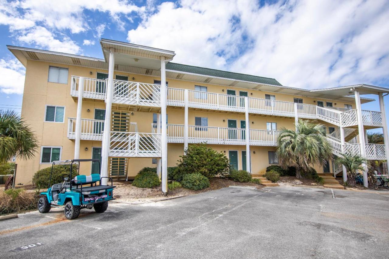 Apartment Island 304 *