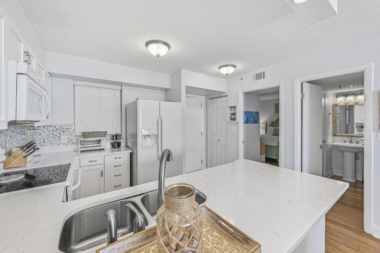 Magnolia House 204 At Pointe Apartment *