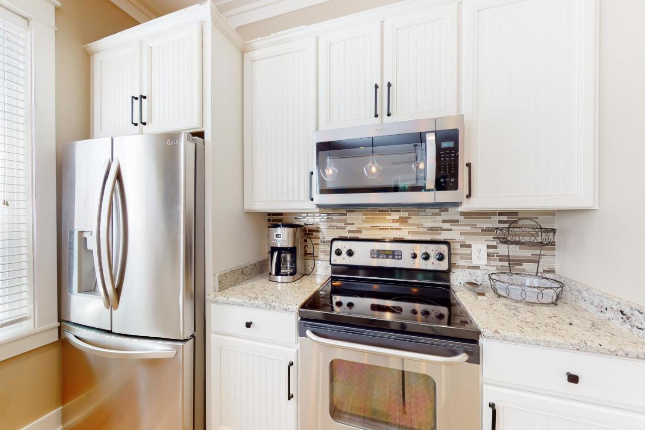 Barefoot Bungalo Destin