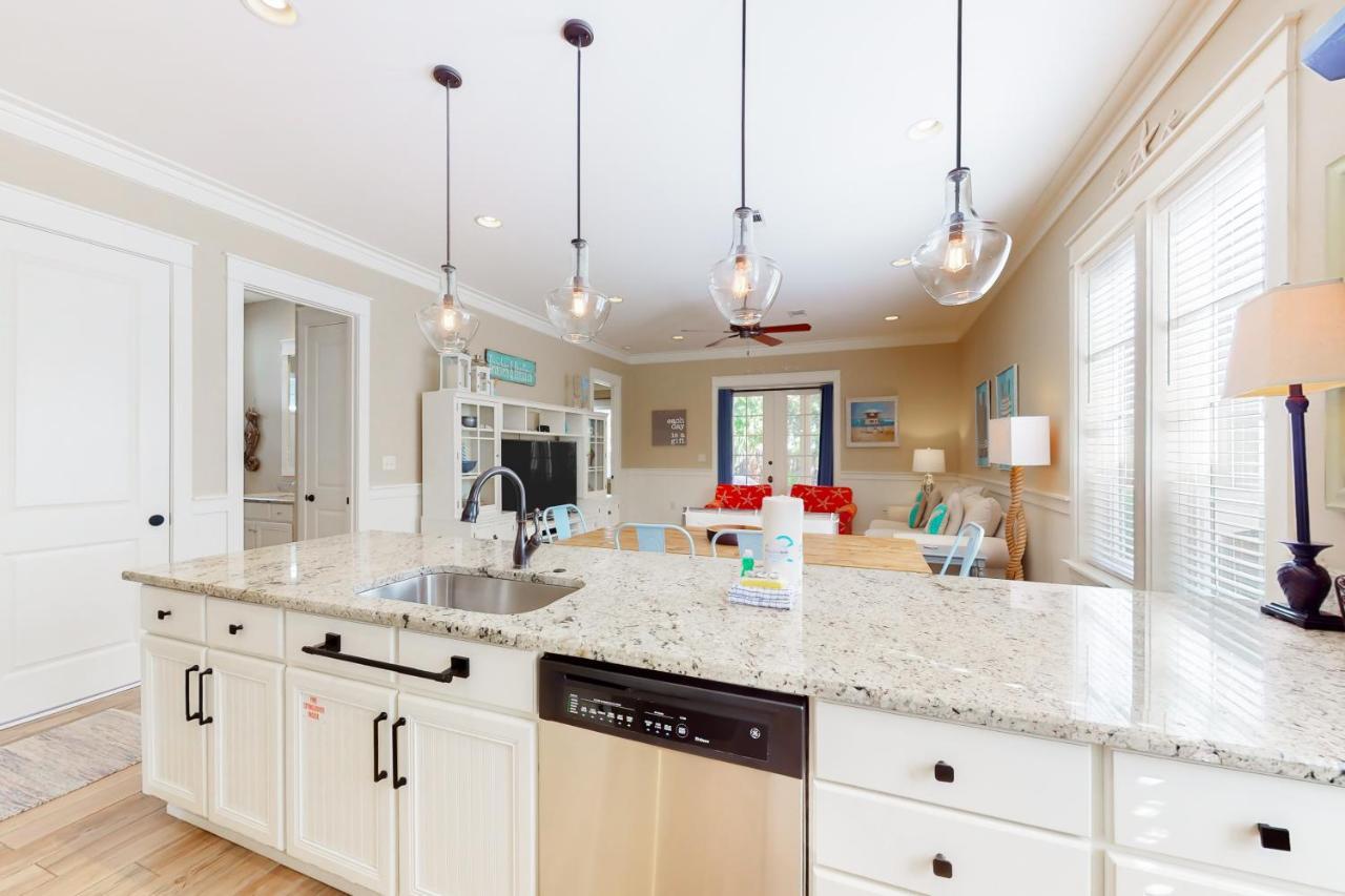 Barefoot Bungalo Destin