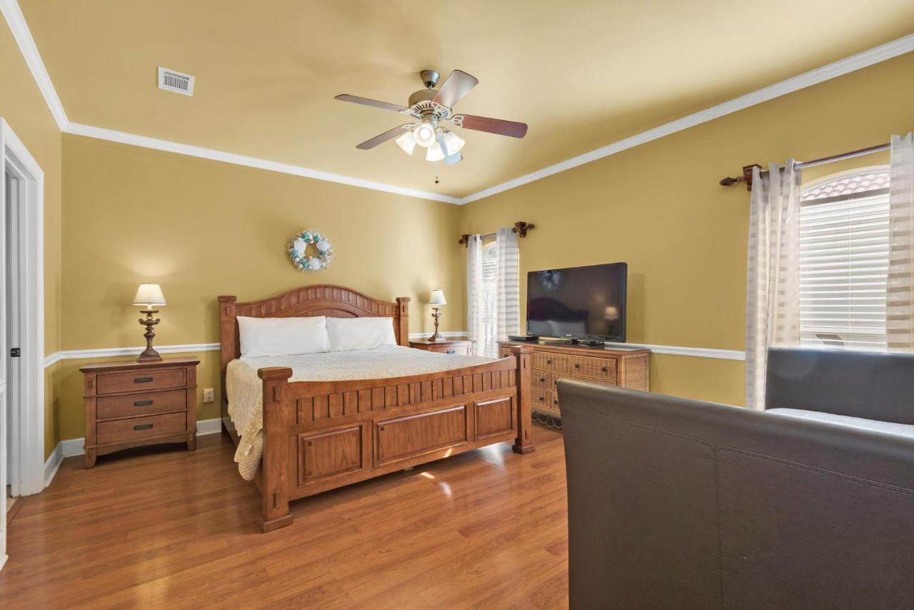 Coconut Cove Holiday home *