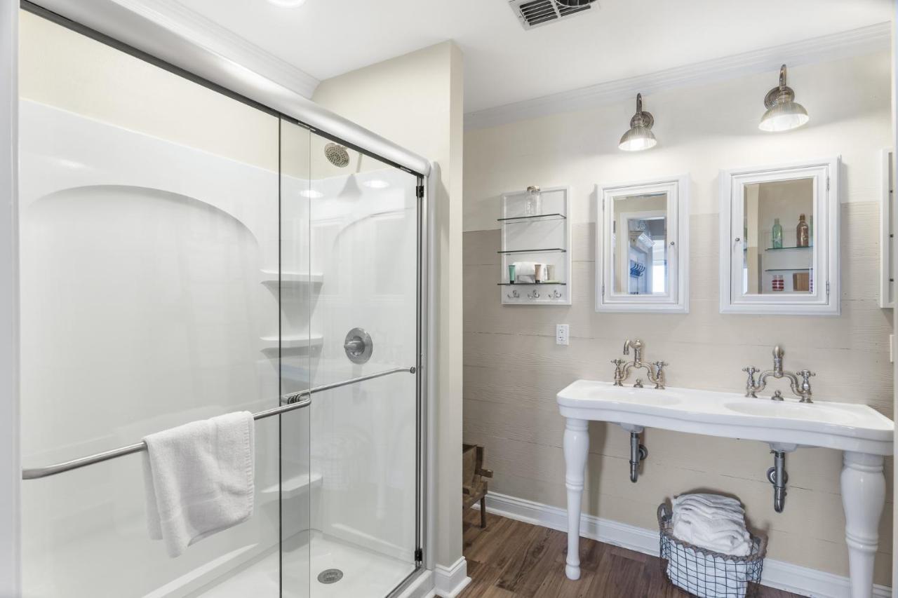 Sandpiper Cove 2115 Destin