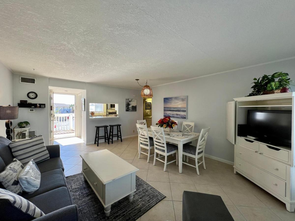 Sandpiper Cove 2059 *