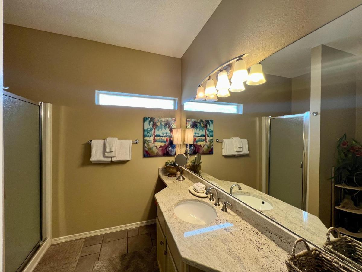 Sandpiper Cove 9202 * Destin