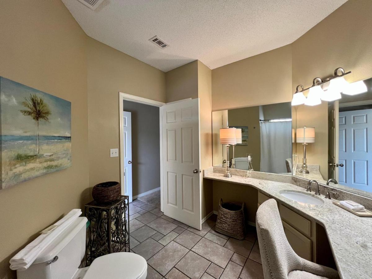 Sandpiper Cove 9202 * Destin