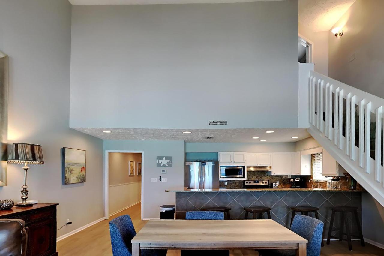 Crystal 9a Apartment *